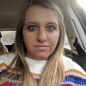 Meet your Posher, Kellie